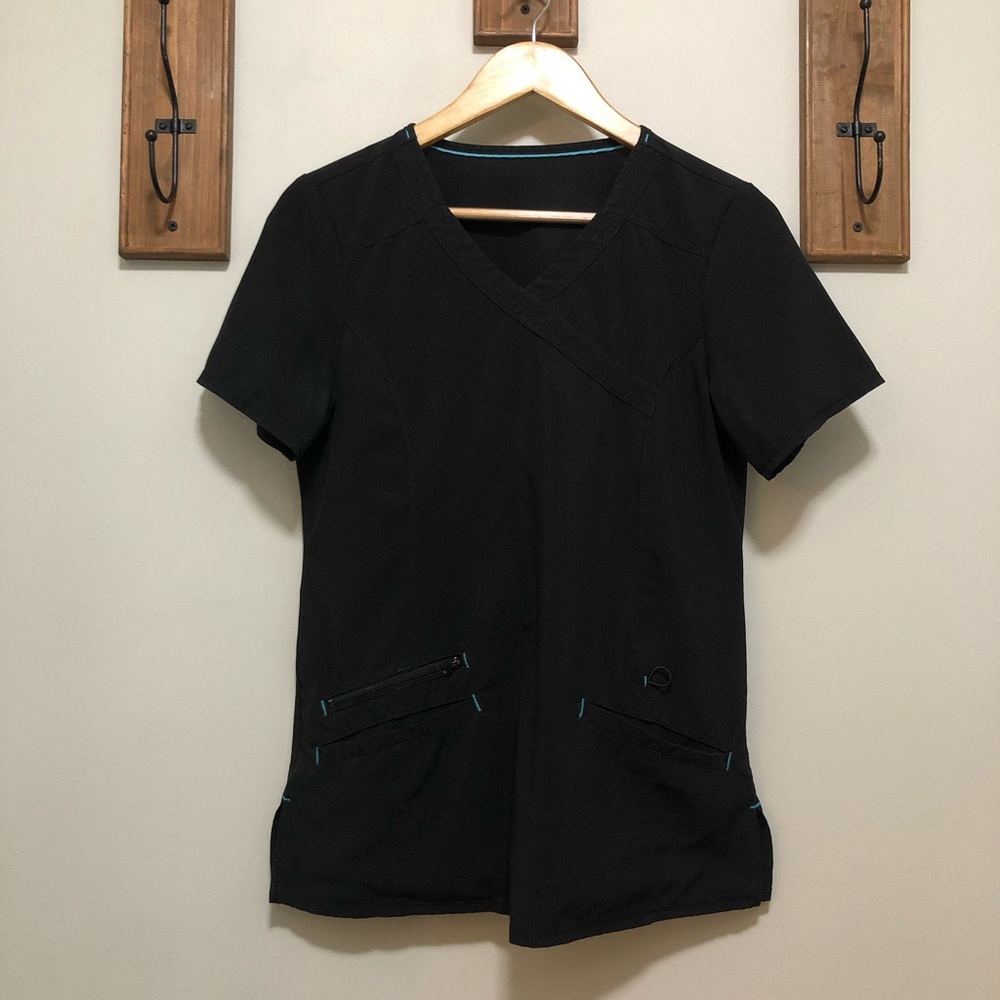 Scrubstar women’s scrub top in Black